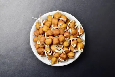 benefits of sprouted chickpeas  अंकुरित चने खाने के फायदे